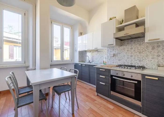 Apartament Emanuele Filiberto - Vivora Srl