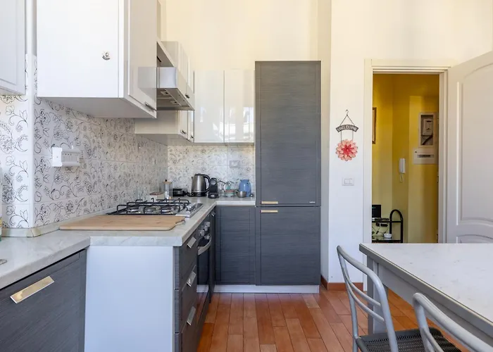 Emanuele Filiberto - Vivora Srl Apartament Rzym