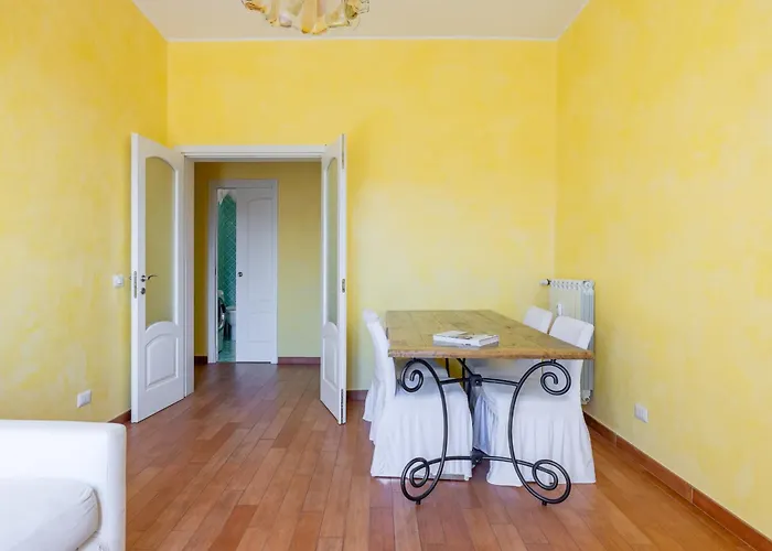 Apartament Emanuele Filiberto - Vivora Srl Rzym