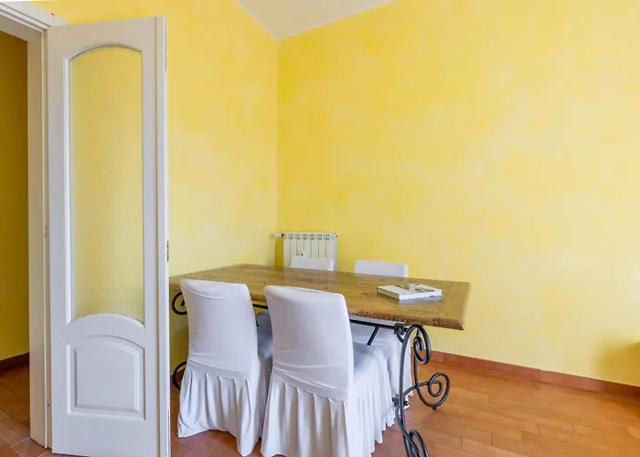 Apartament Emanuele Filiberto - Vivora Srl Rzym